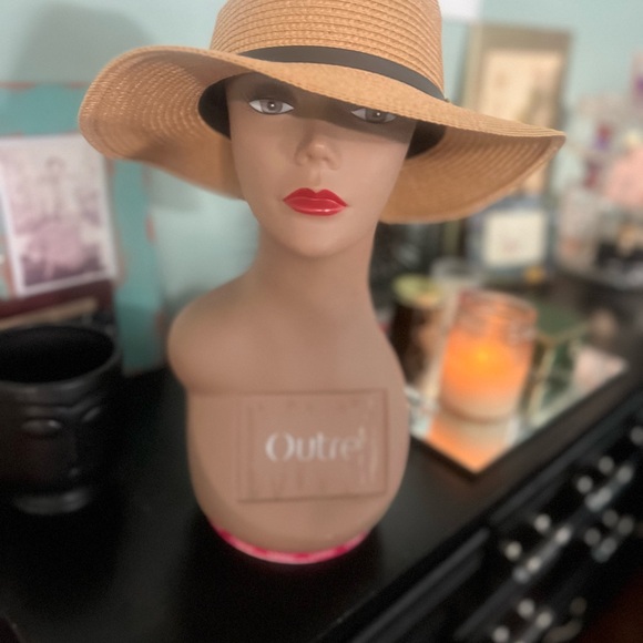 Steve Madden Brown Fedora Hat with Black Band - Picture 4 of 4